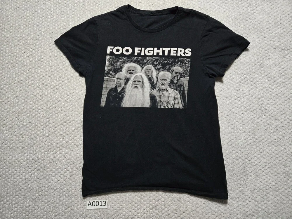 Foo Fighters ‘Old Band Photo’ T-Shirt ~ Men’s ~ Black ~ Bay Island